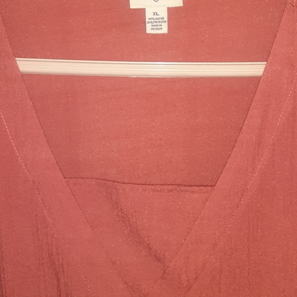 Womens Top - Picture 3 of 3